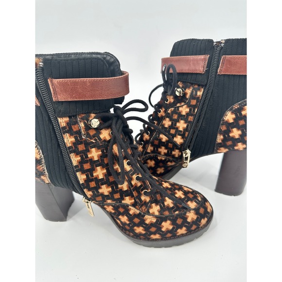 Womens Ankle Boots Brown Tan Plus Print Lace Up Heel Booties Size 8M - Picture 8 of 10